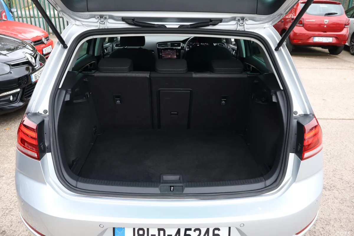 Volkswagen Golf Estate, Diesel, 2018, Grey