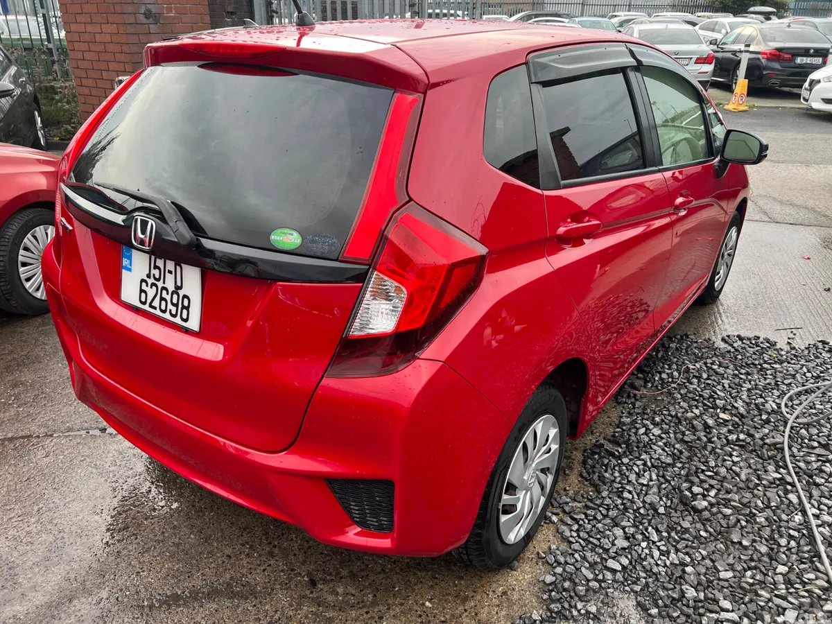 Honda Fit Hatchback, Petrol, 2015, Red