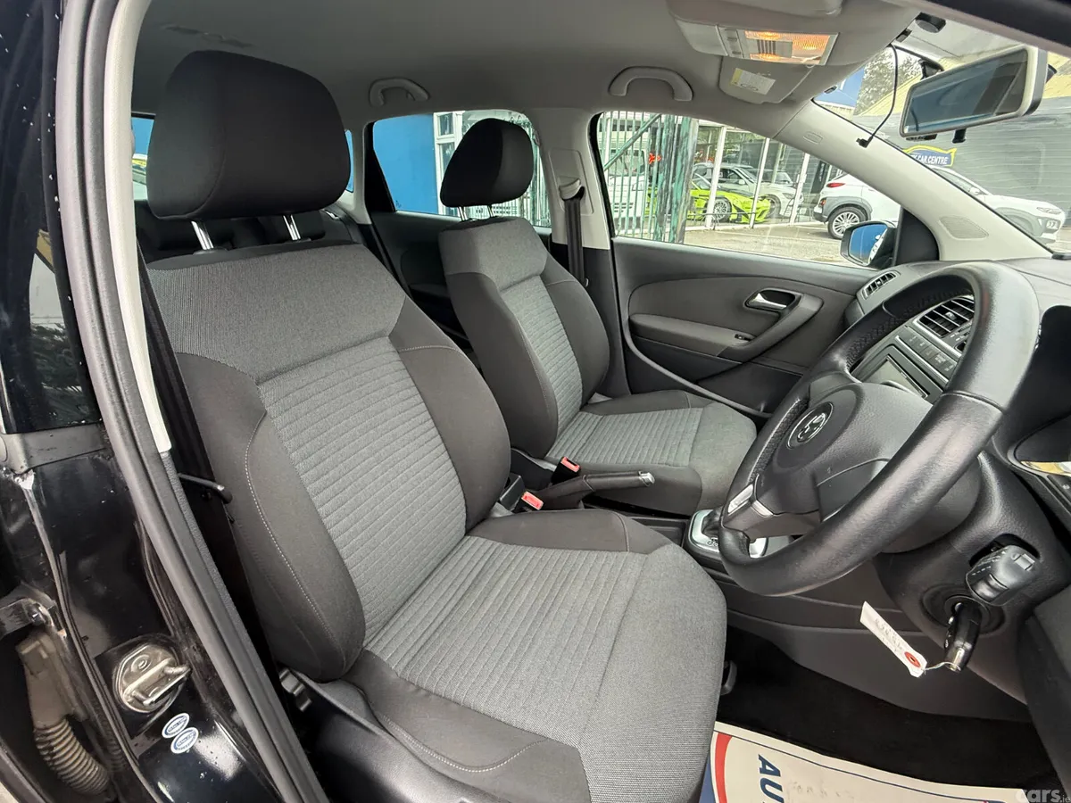 Volkswagen Polo Hatchback, Petrol, 2013, Black