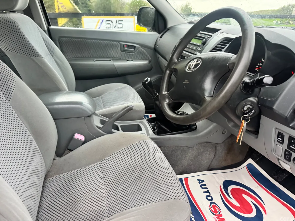 Toyota Hilux Pick Up, Diesel, 2008, Silver