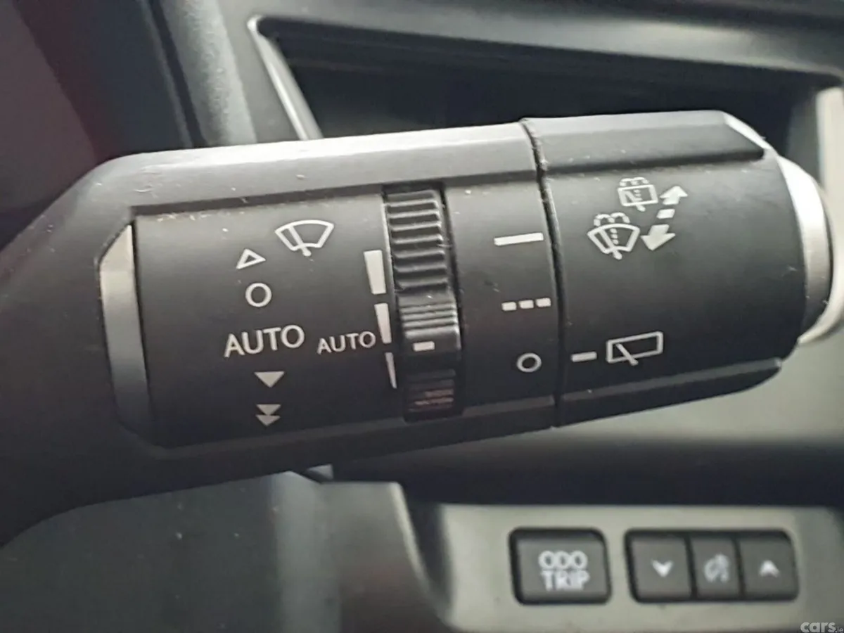 Lexus UX SUV, Electric, 2024, Green
