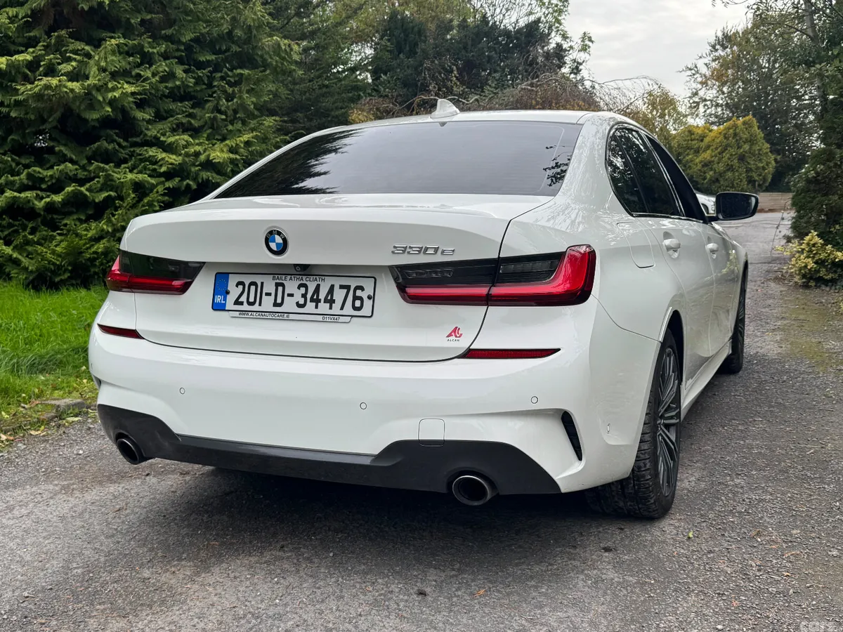 BMW 3-Series Saloon, Petrol Plug-in Hybrid, 2020, White
