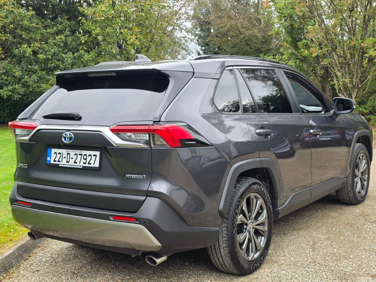 Toyota RAV4 SUV, Petrol Hybrid, 2022, Grey