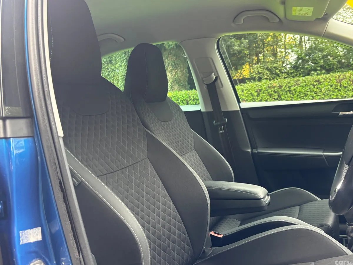 Skoda Rapid Saloon, Petrol, 2016, Blue