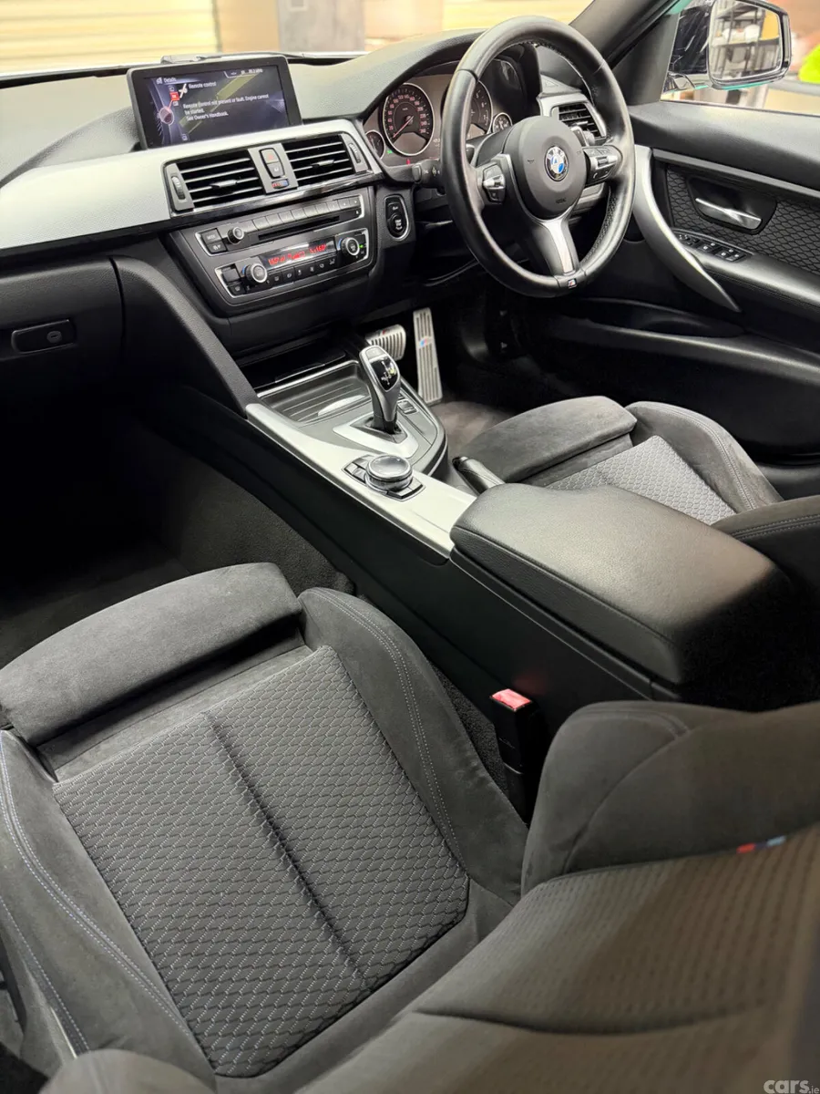 BMW 3-Series Saloon, Petrol, 2015, White