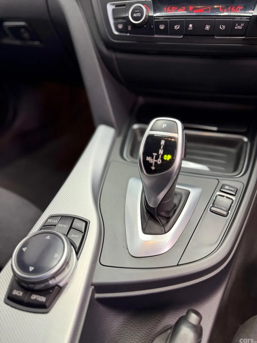 BMW 3-Series Saloon, Petrol, 2015, White