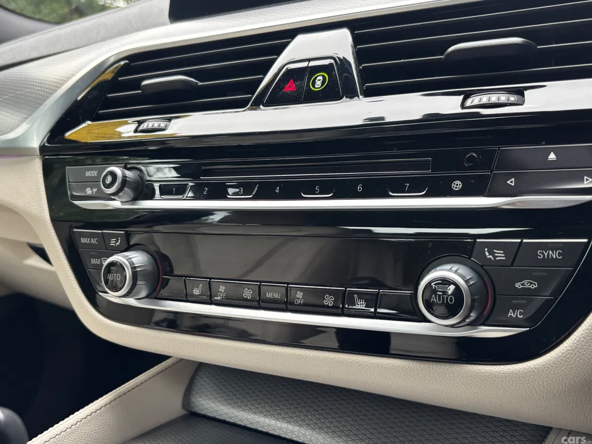 BMW 5-Series Saloon, Diesel, 2018, Blue