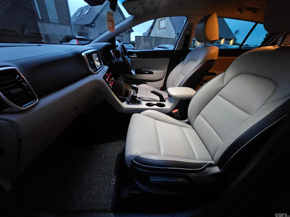 Kia Sportage SUV, Diesel, 2019, Black