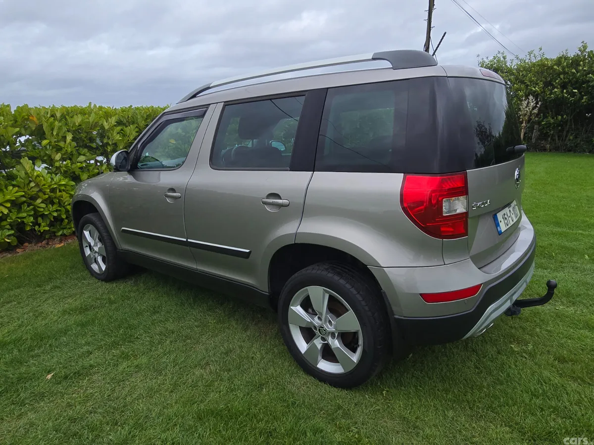 Skoda Yeti SUV, Diesel, 2015, Beige