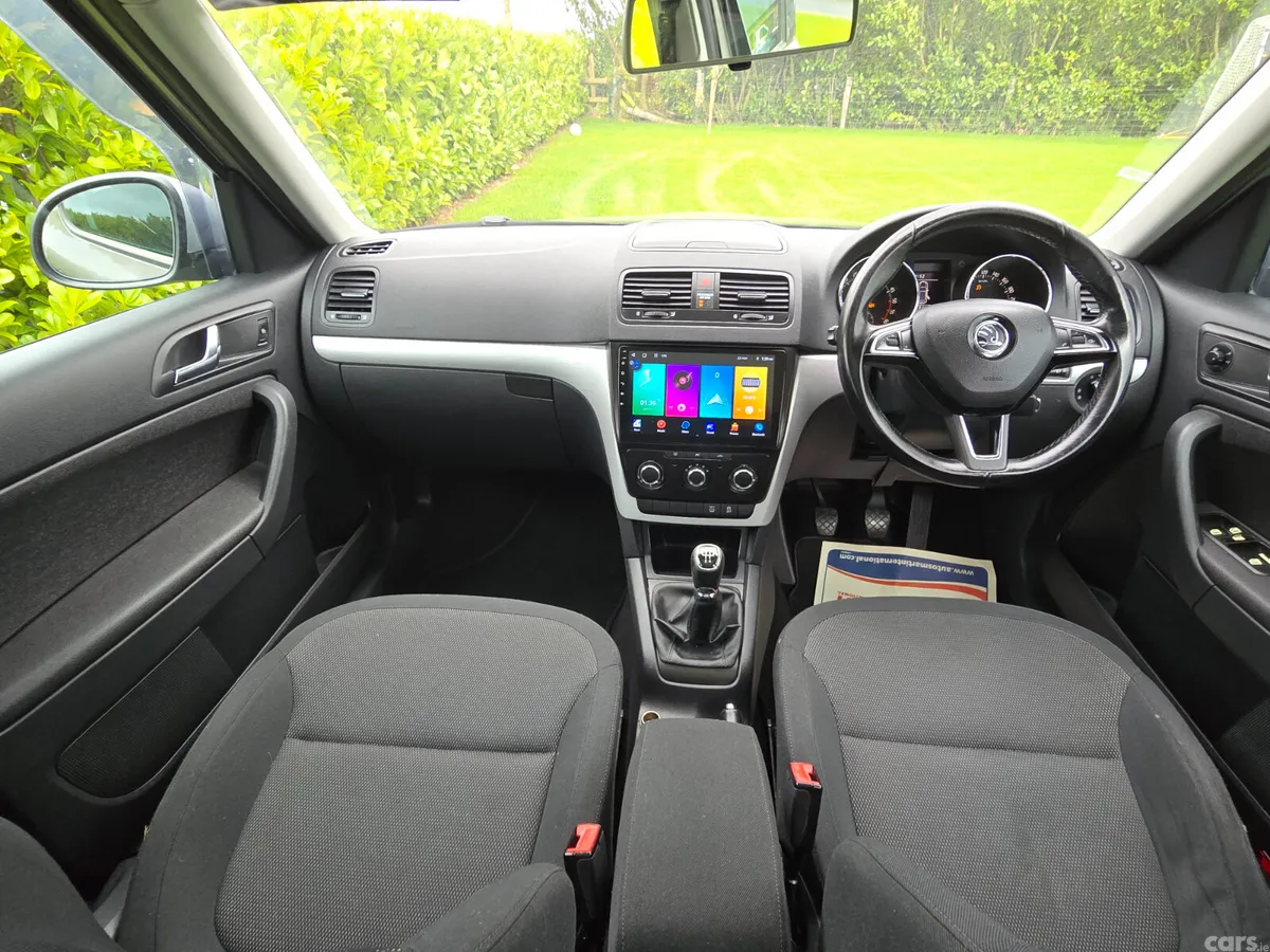 Skoda Yeti SUV, Diesel, 2015, Beige