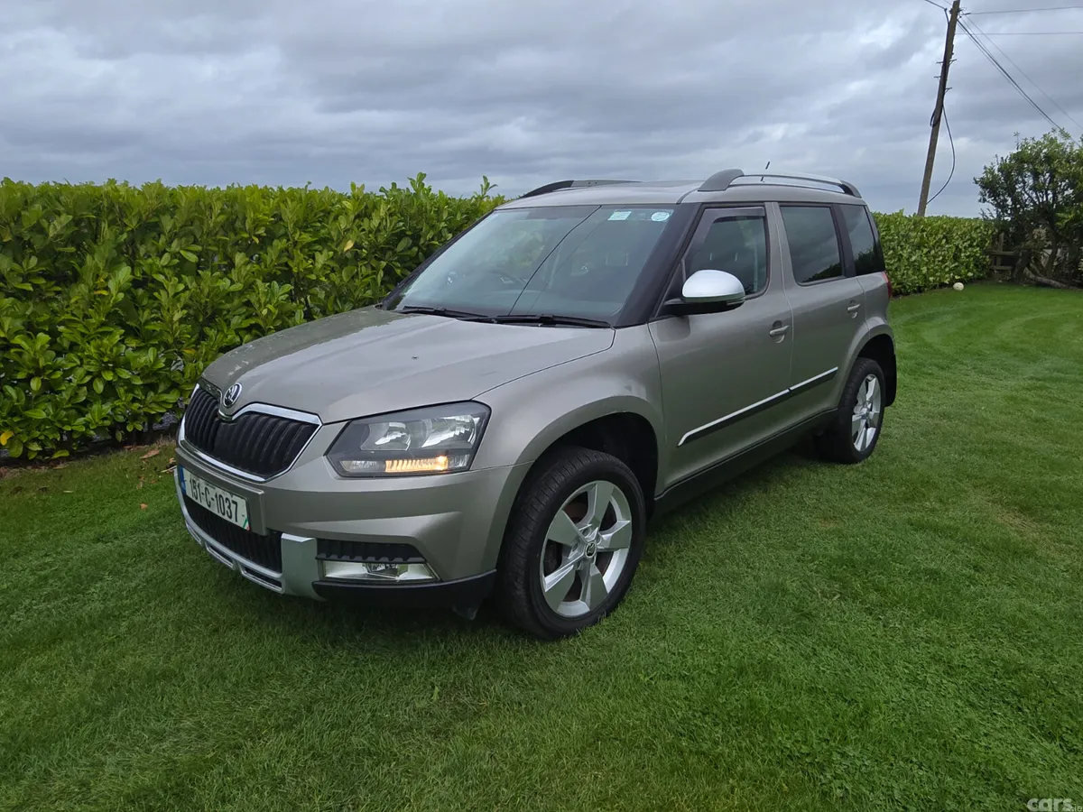 Skoda Yeti SUV, Diesel, 2015, Beige
