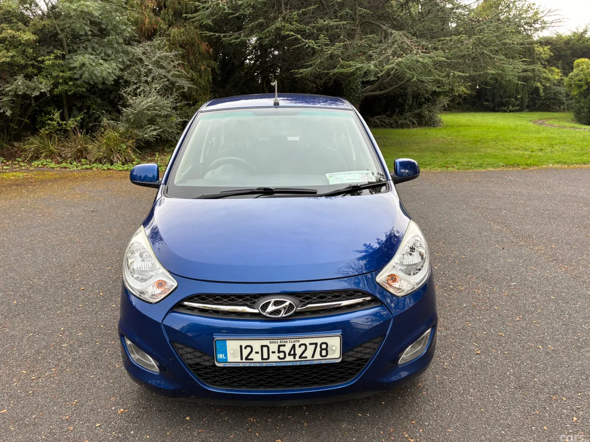Hyundai i10 Hatchback, Petrol, 2012, Blue