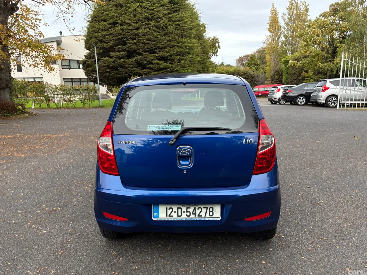 Hyundai i10 Hatchback, Petrol, 2012, Blue