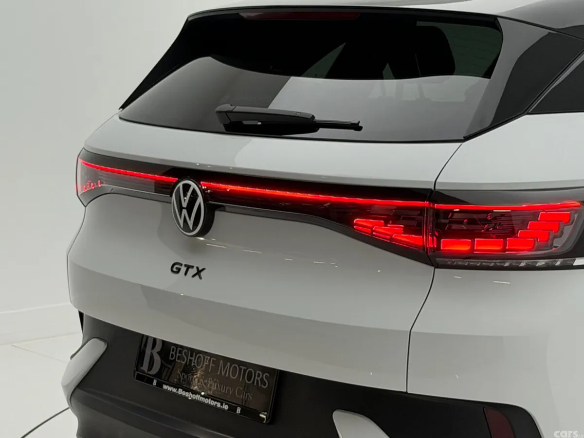 Volkswagen ID.4 Estate, Electric, 2025, White