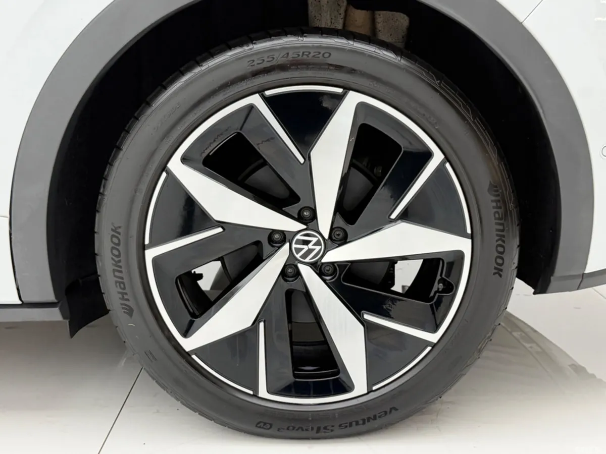 Volkswagen ID.4 Estate, Electric, 2025, White