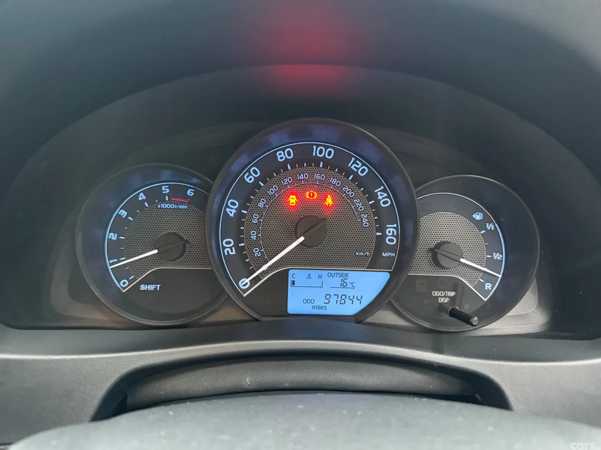 Toyota Auris Hatchback, Diesel, 2014, Blue