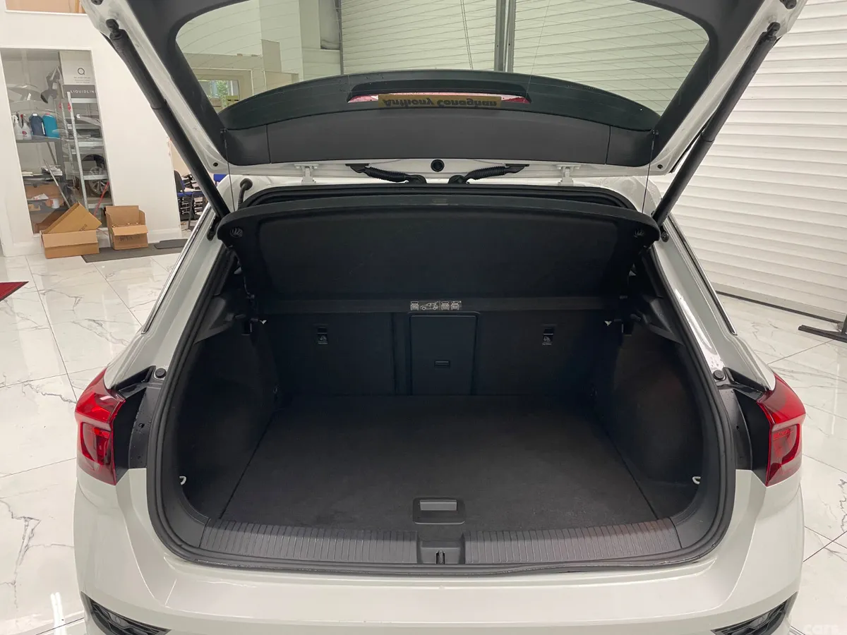 Volkswagen T-Roc Hatchback, Diesel, 2022, White