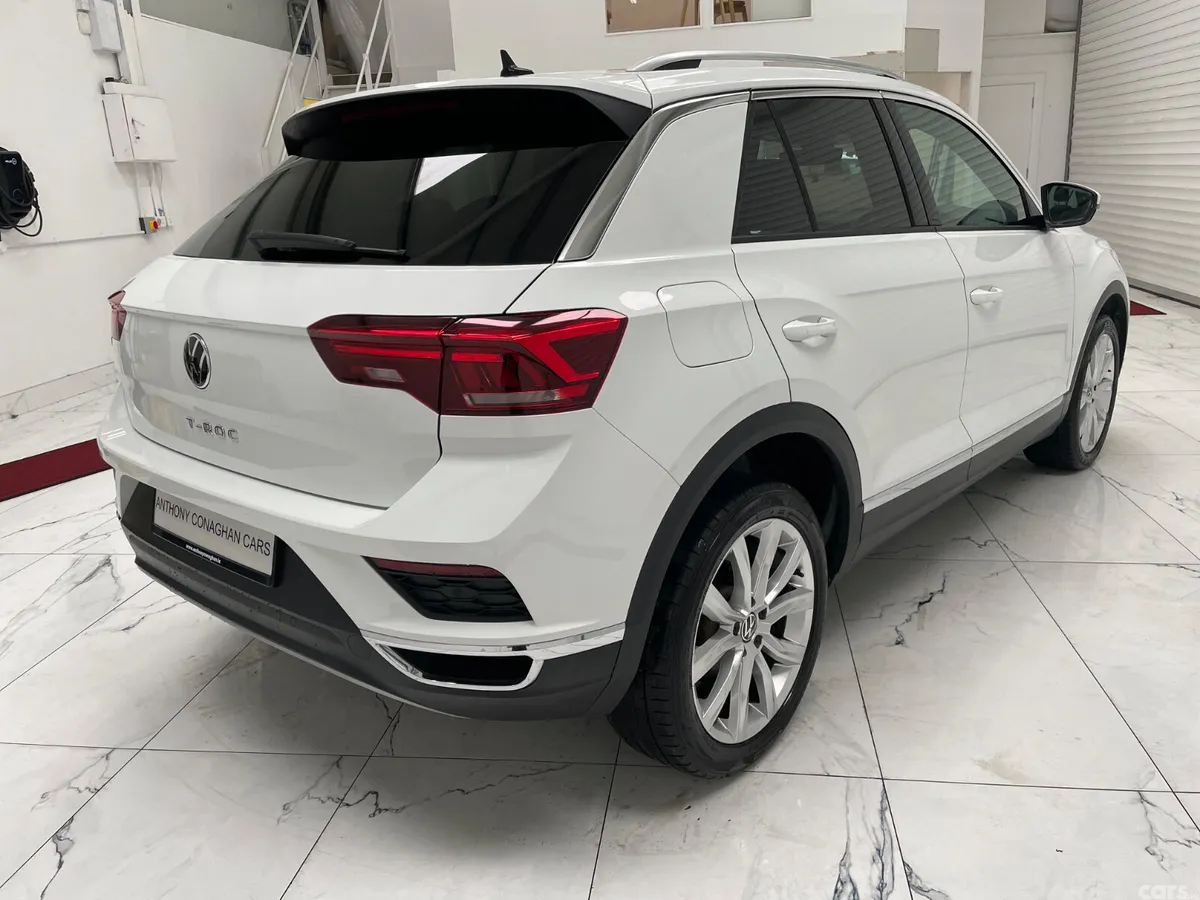 Volkswagen T-Roc Hatchback, Diesel, 2022, White