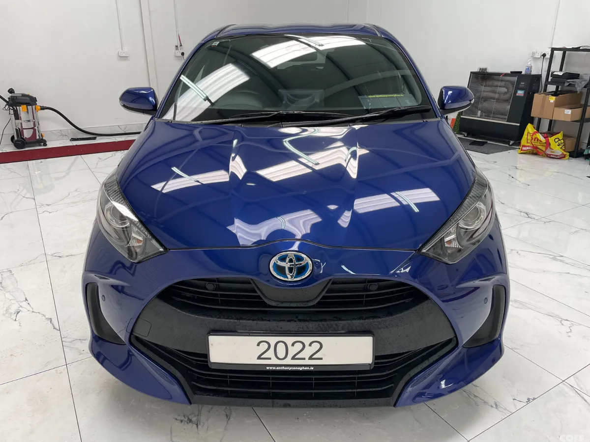 Toyota Yaris Hatchback, Petrol Hybrid, 2022, Blue