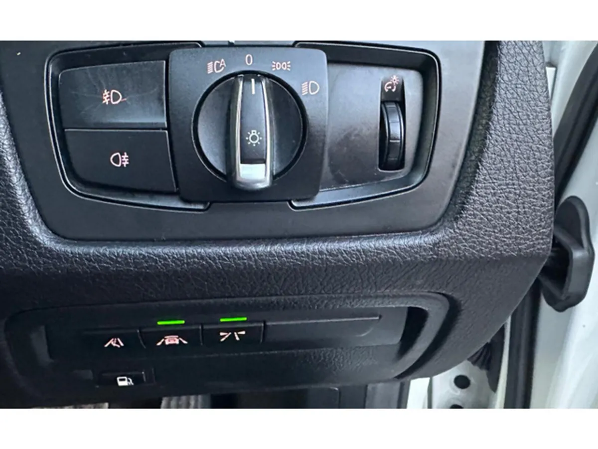BMW 3-Series Saloon, Petrol Plug-in Hybrid, 2016, White