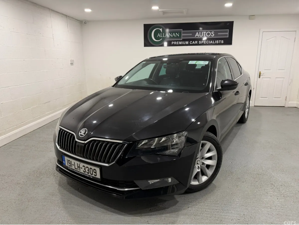 Skoda Superb Hatchback, Diesel, 2019, Black