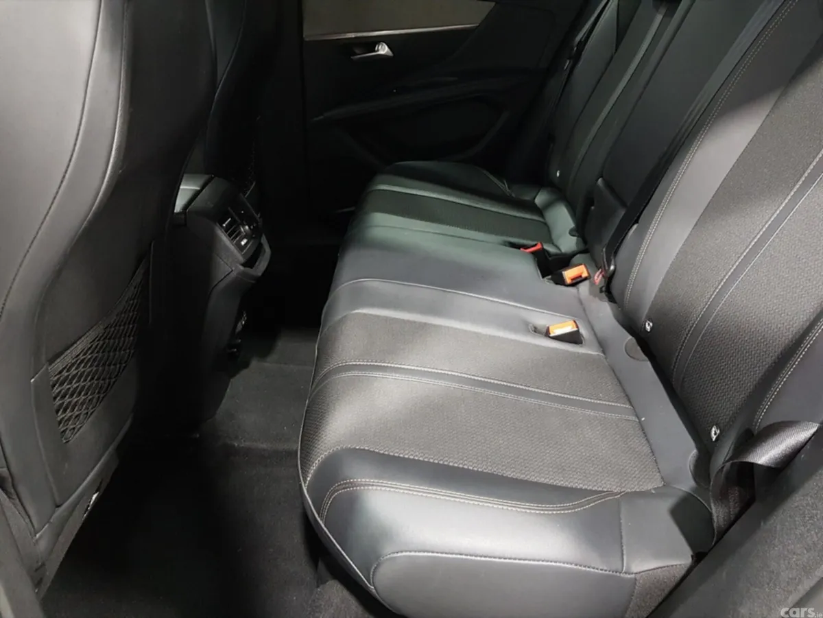 Peugeot 3008 MPV, Diesel, 2024, Red