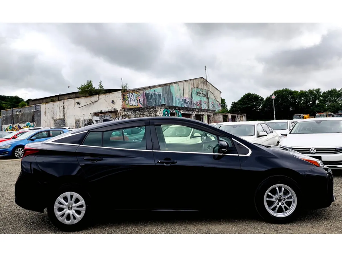 Toyota Prius Hatchback, Petrol Hybrid, 2021, Black