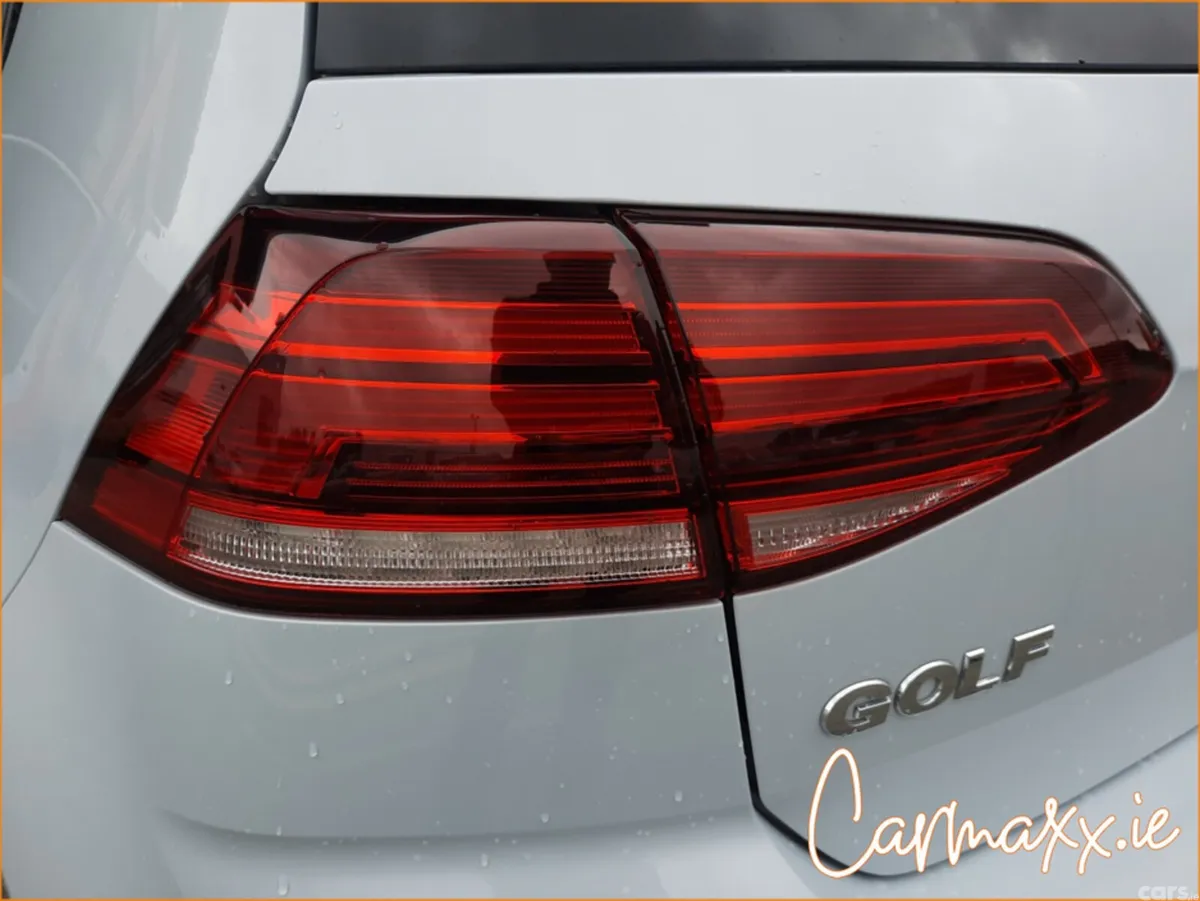 Volkswagen Golf Hatchback, Petrol, 2018, White