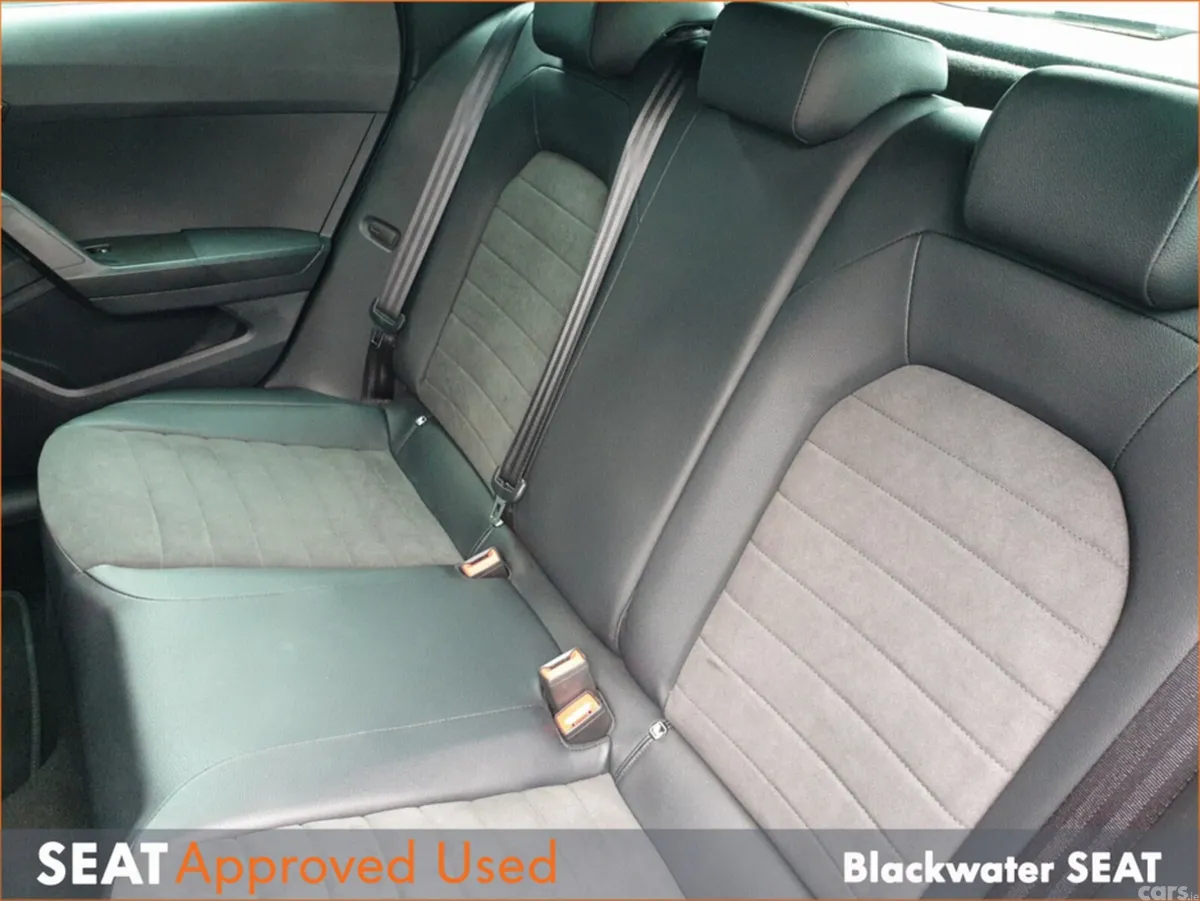 SEAT Arona Hatchback, Petrol, 2023, Black