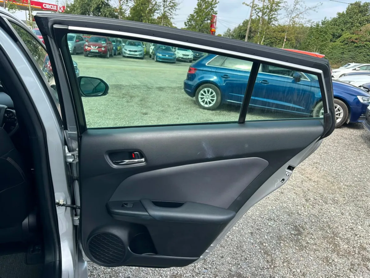 Toyota Prius Hatchback, Petrol Hybrid, 2021, Silver