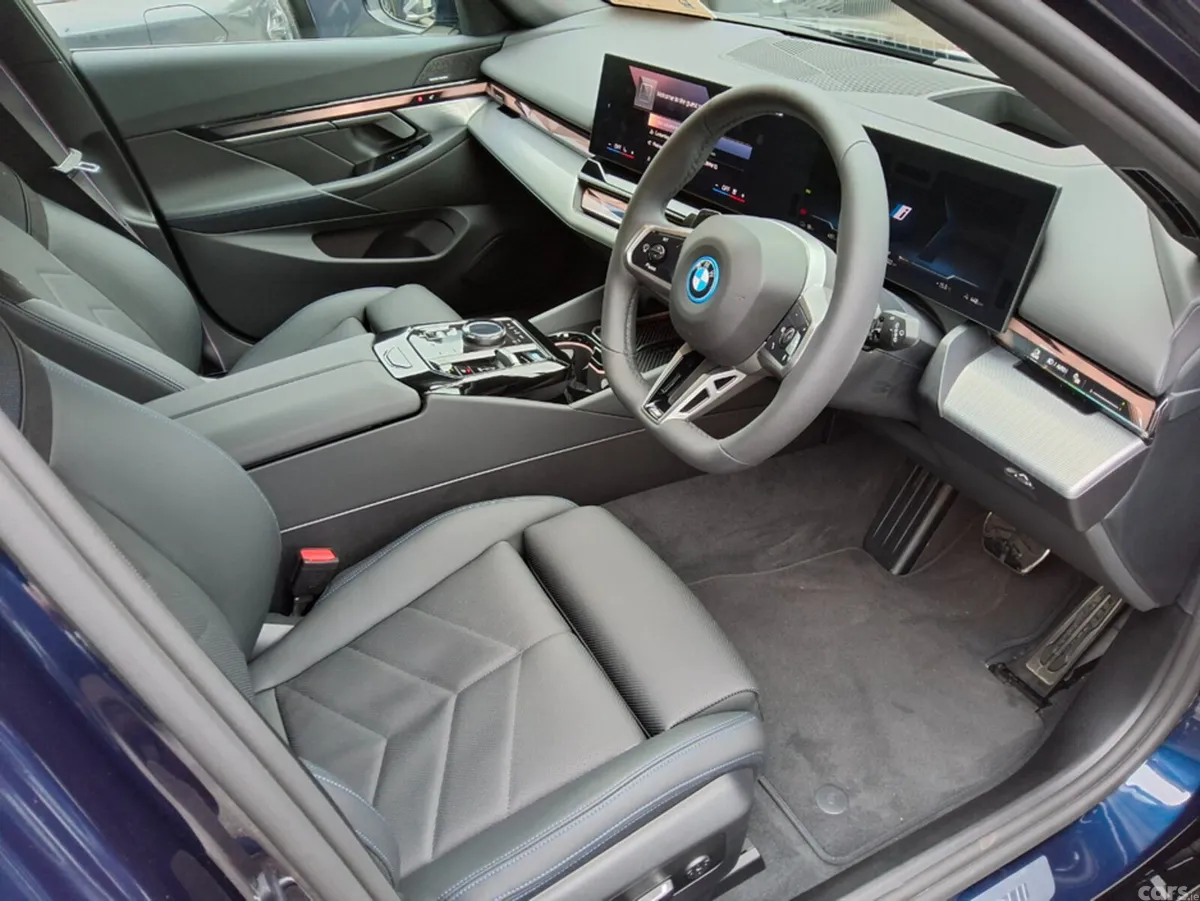 BMW i5 Estate, Electric, 2026, Blue