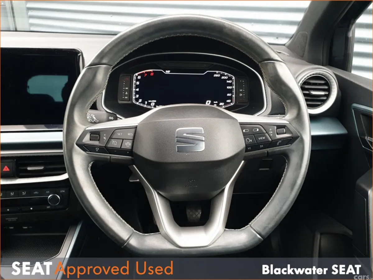 SEAT Arona Hatchback, Petrol, 2023, Black