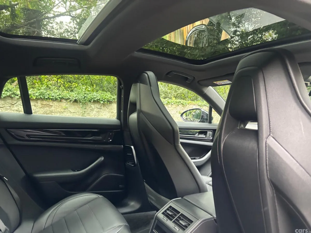 Porsche Panamera Hatchback, Petrol Plug-in Hybrid, 2025, Black