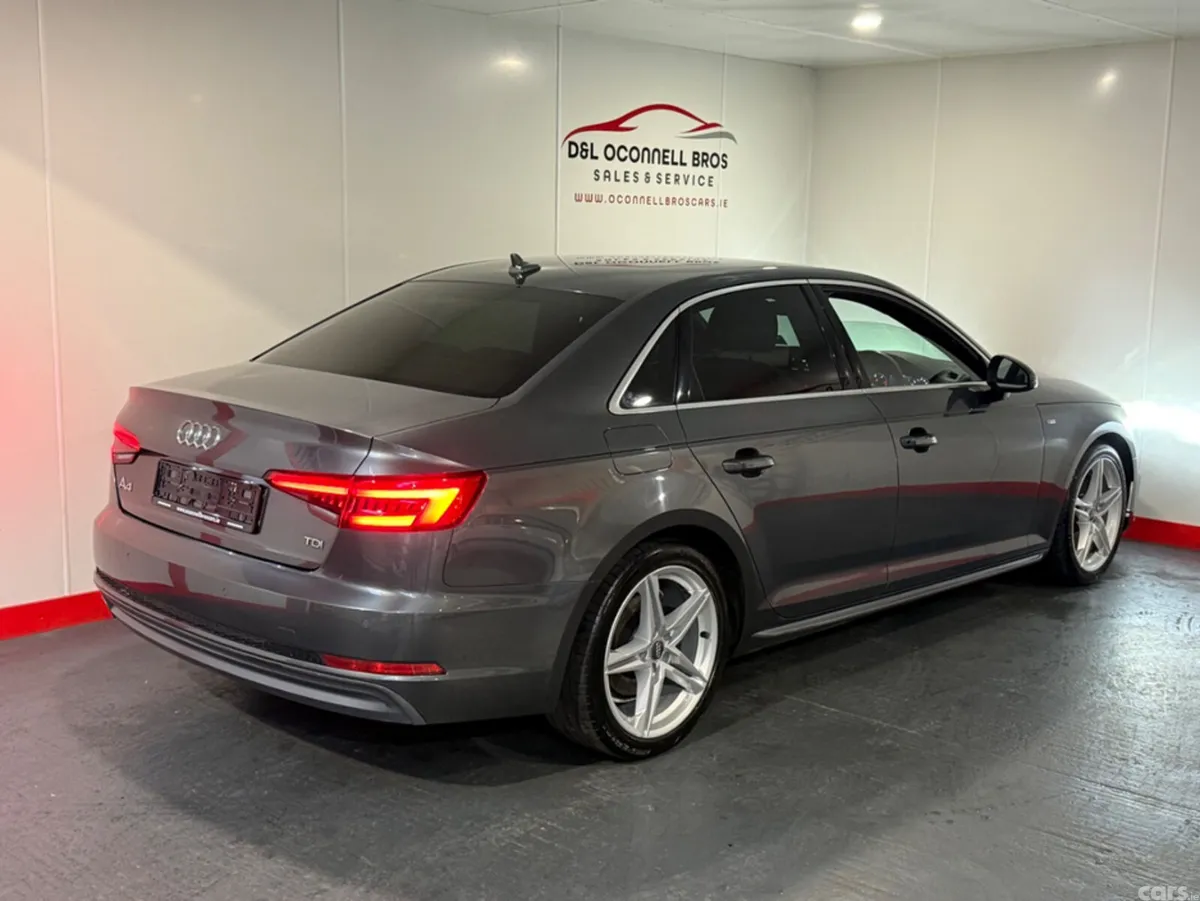 Audi A4 Saloon, Diesel, 2017, Grey