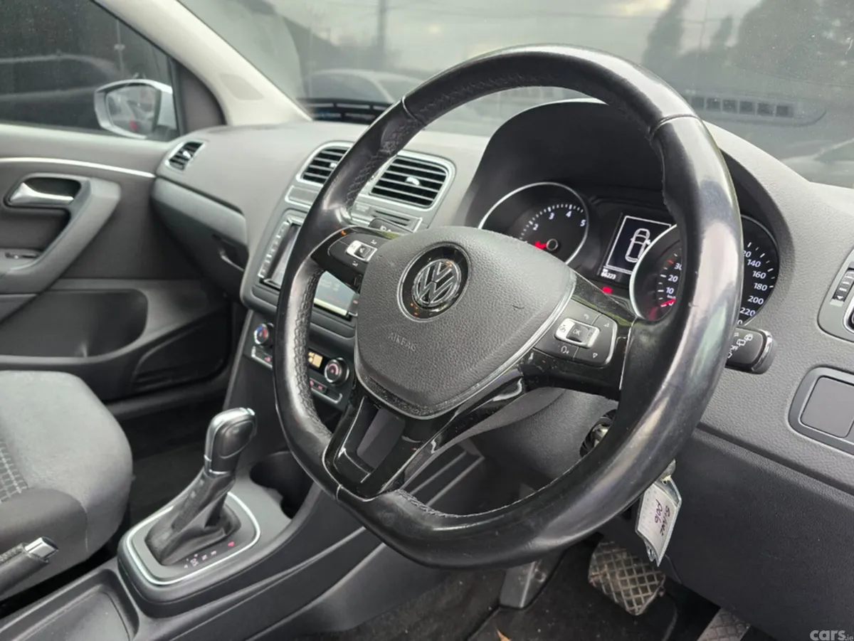 Volkswagen Polo Hatchback, Petrol, 2017, Silver