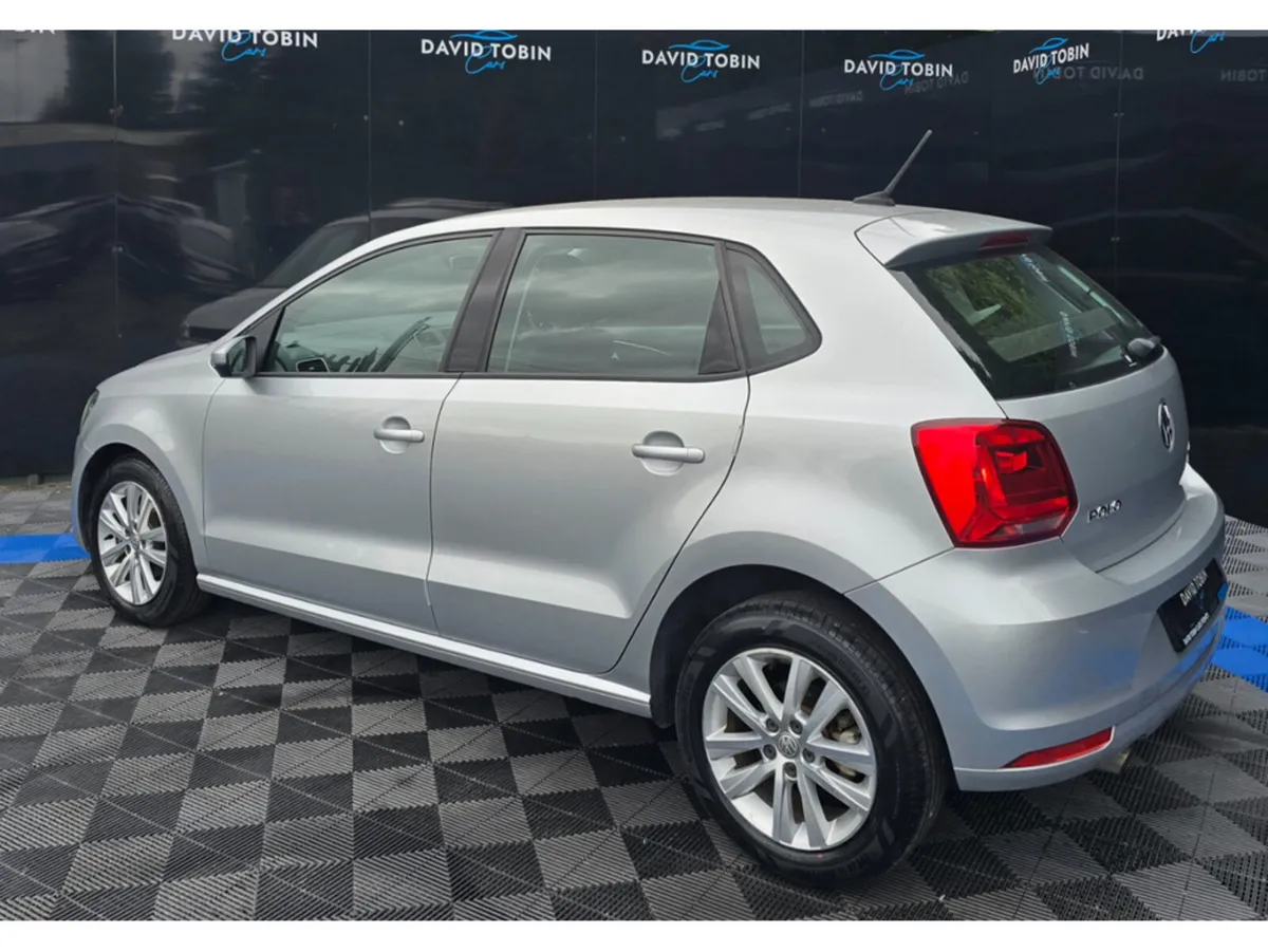 Volkswagen Polo Hatchback, Petrol, 2017, Silver