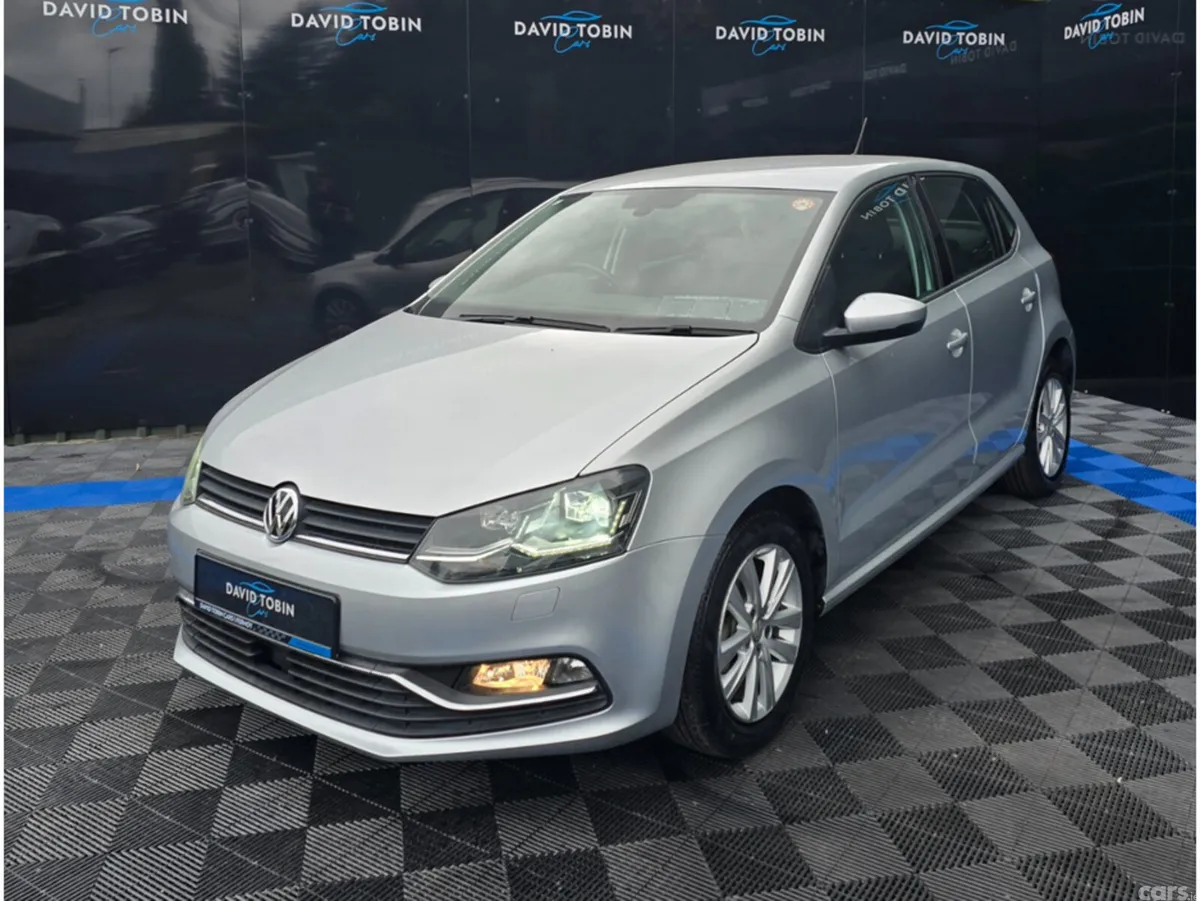 Volkswagen Polo Hatchback, Petrol, 2017, Silver