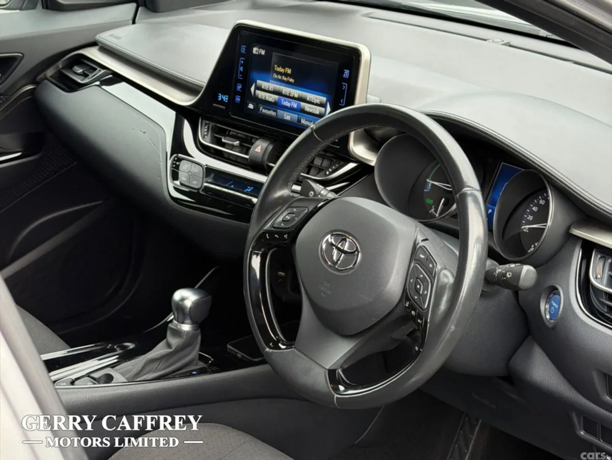 Toyota C-HR Hatchback, Petrol Hybrid, 2019, Grey