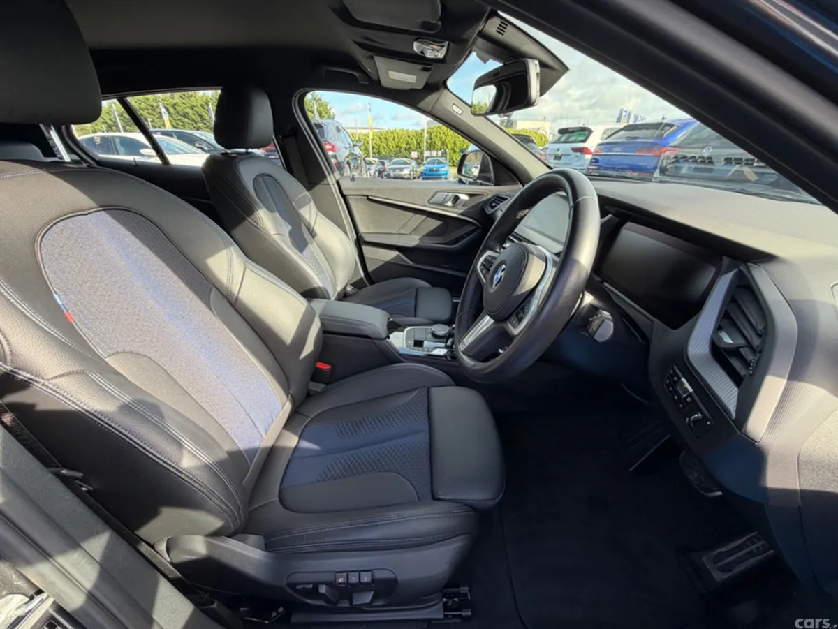 BMW 1-Series Hatchback, Diesel, 2021, Grey