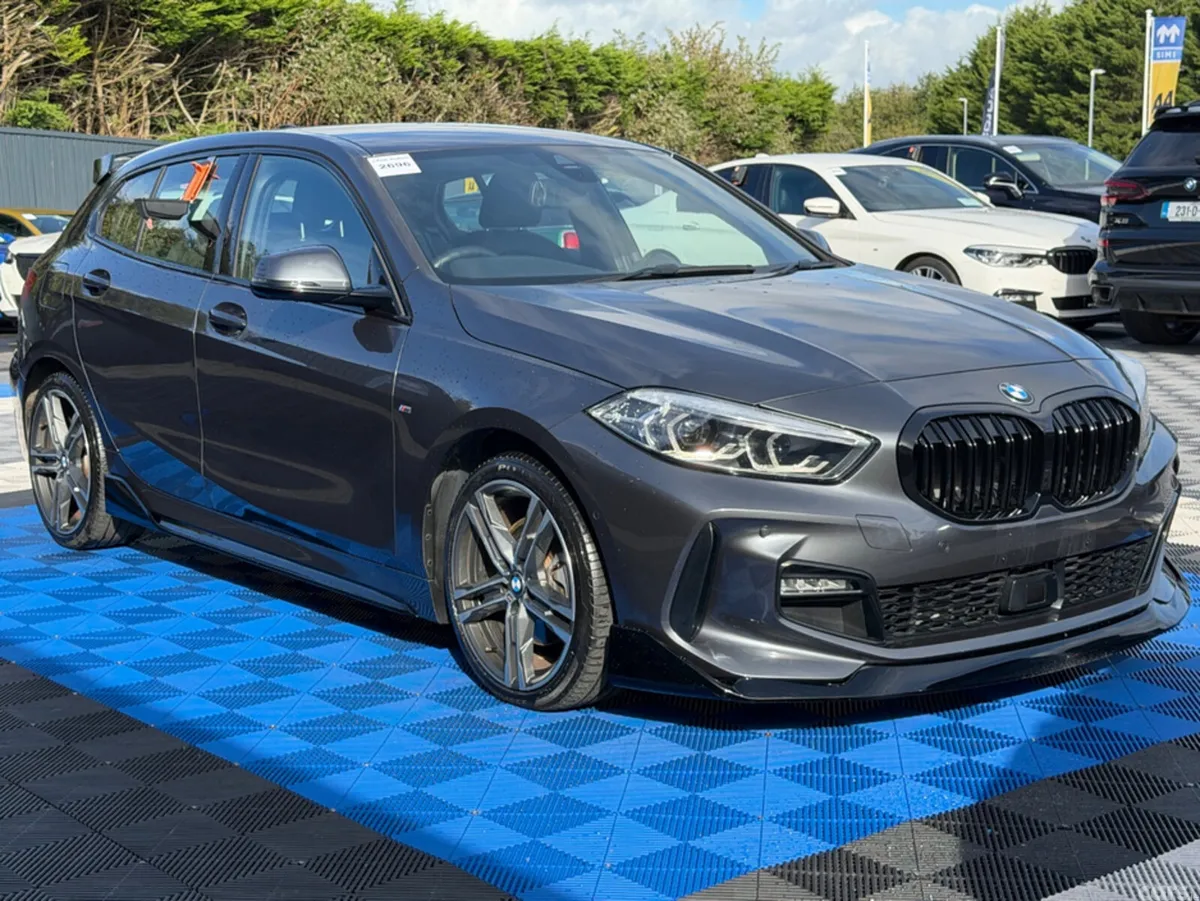 BMW 1-Series Hatchback, Diesel, 2021, Grey