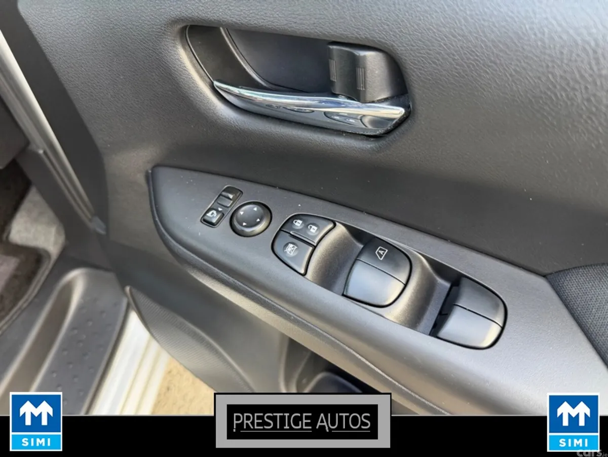 Nissan Serena MPV, Petrol Hybrid, 2018, Silver