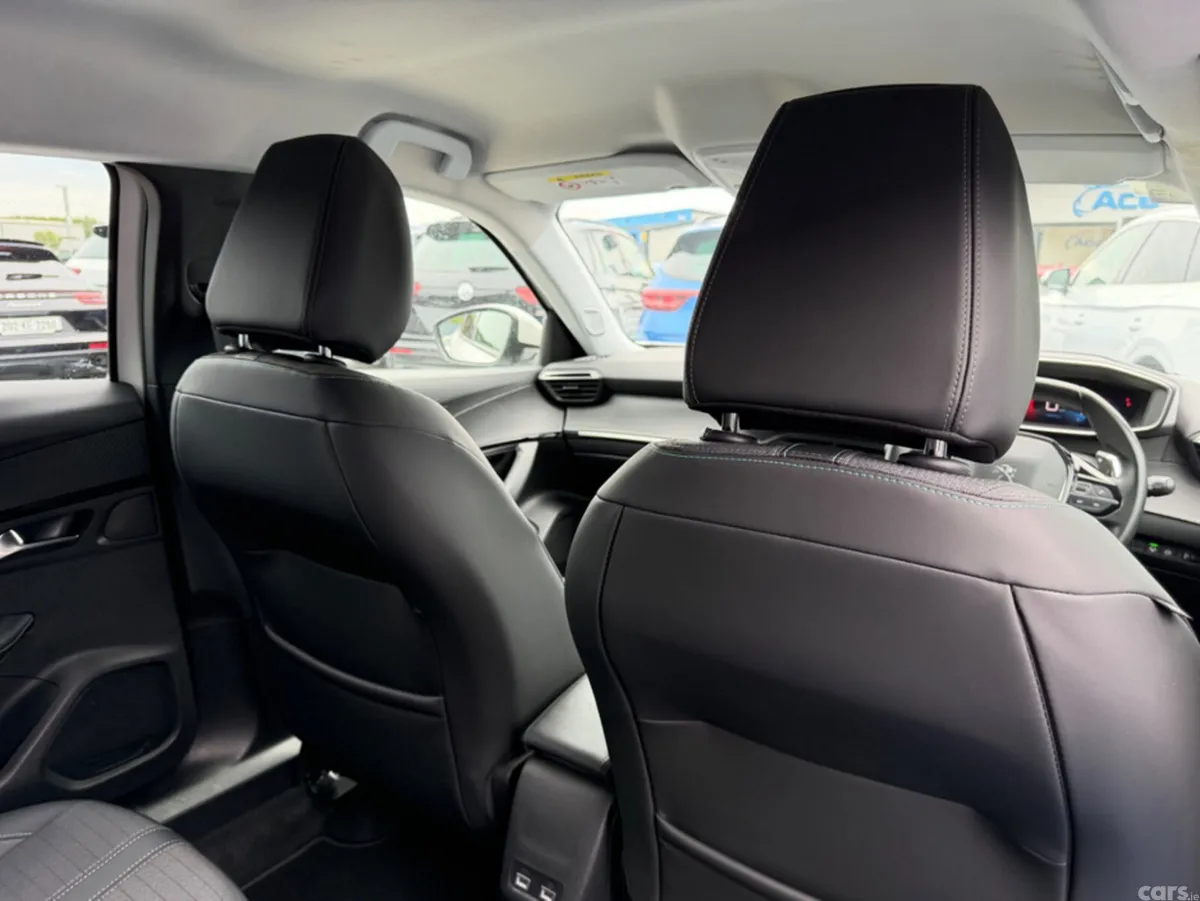 Peugeot 2008 SUV, Petrol, 2021, White