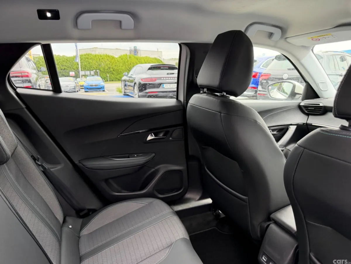 Peugeot 2008 SUV, Petrol, 2021, White