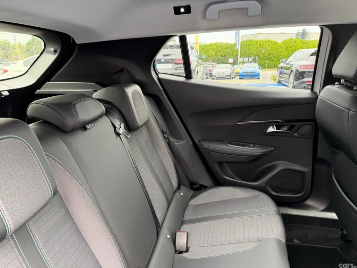 Peugeot 2008 SUV, Petrol, 2021, White
