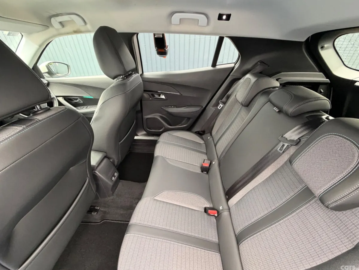 Peugeot 2008 SUV, Petrol, 2021, White