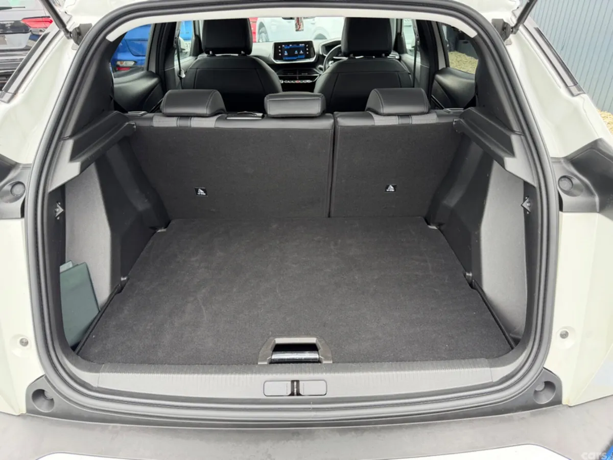 Peugeot 2008 SUV, Petrol, 2021, White