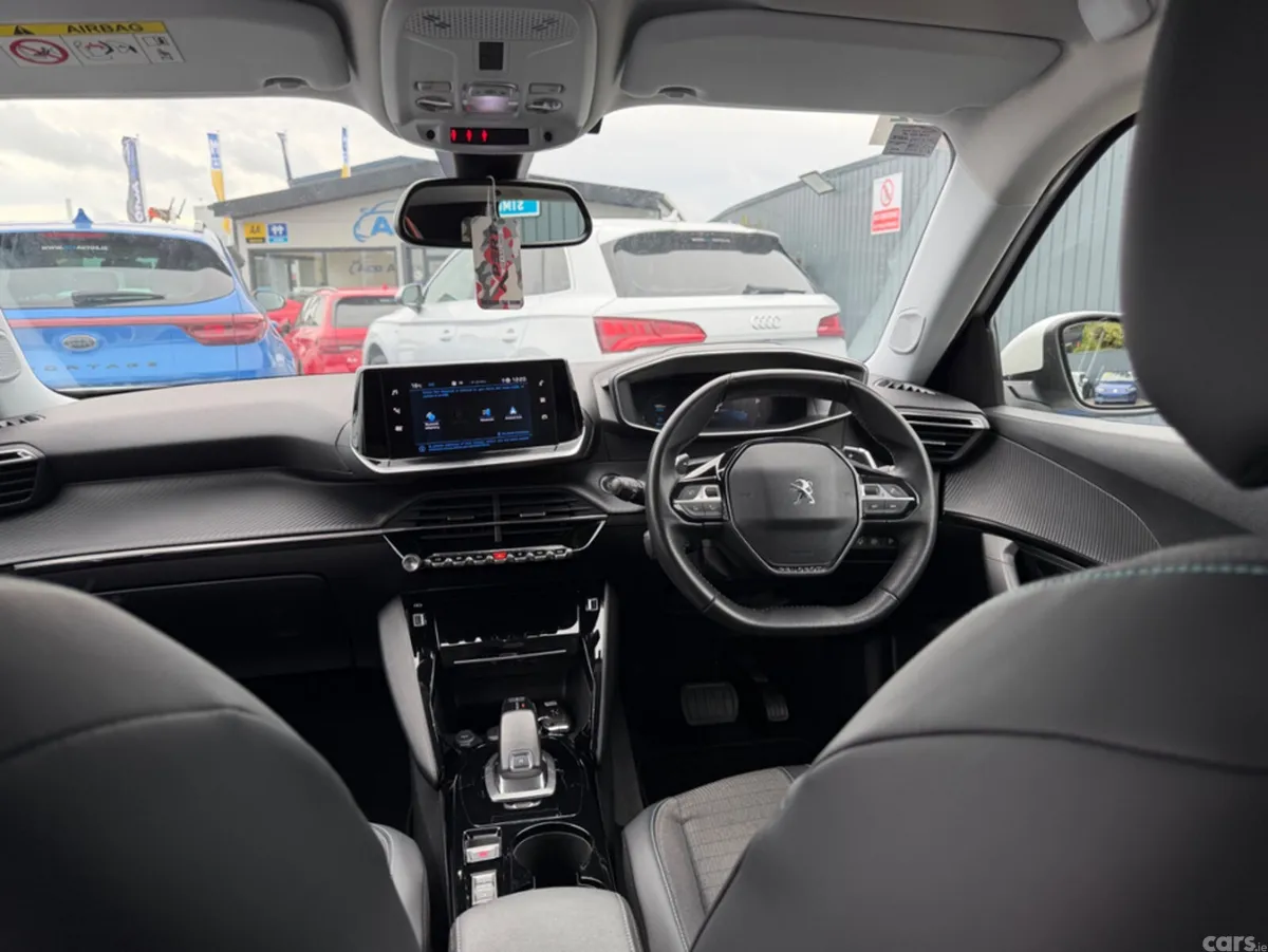 Peugeot 2008 SUV, Petrol, 2021, White