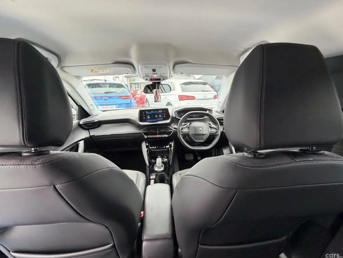 Peugeot 2008 SUV, Petrol, 2021, White