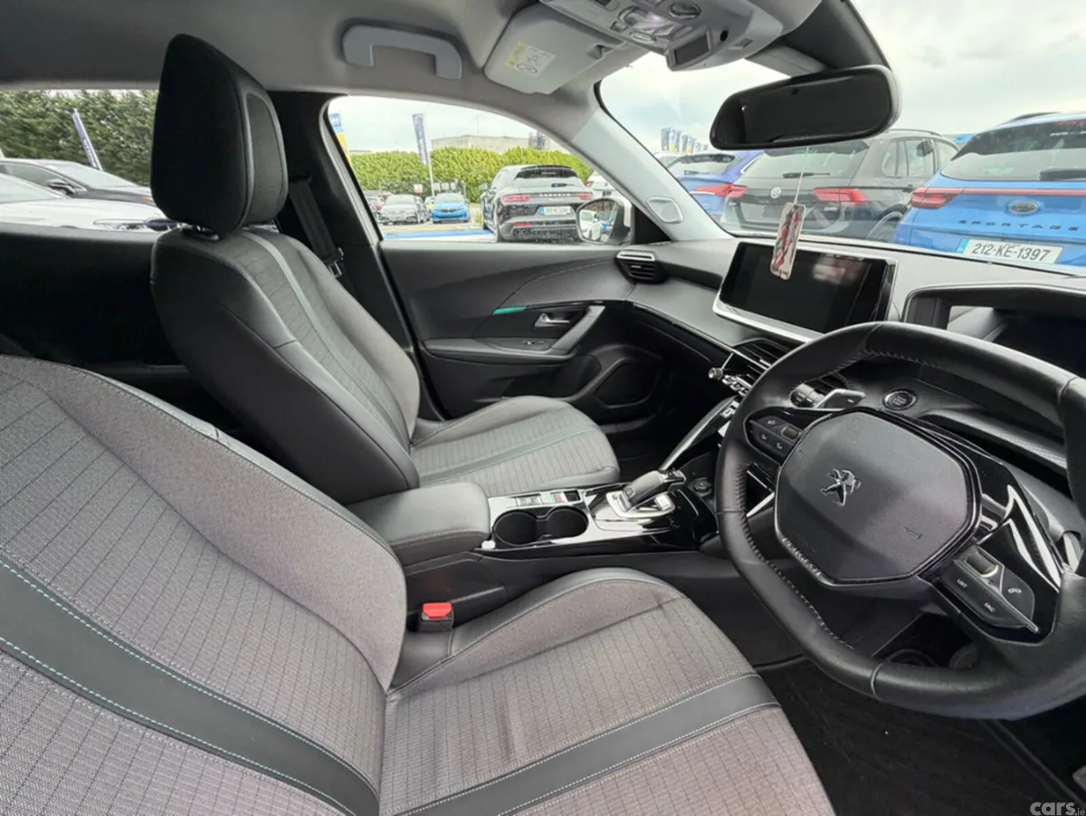 Peugeot 2008 SUV, Petrol, 2021, White