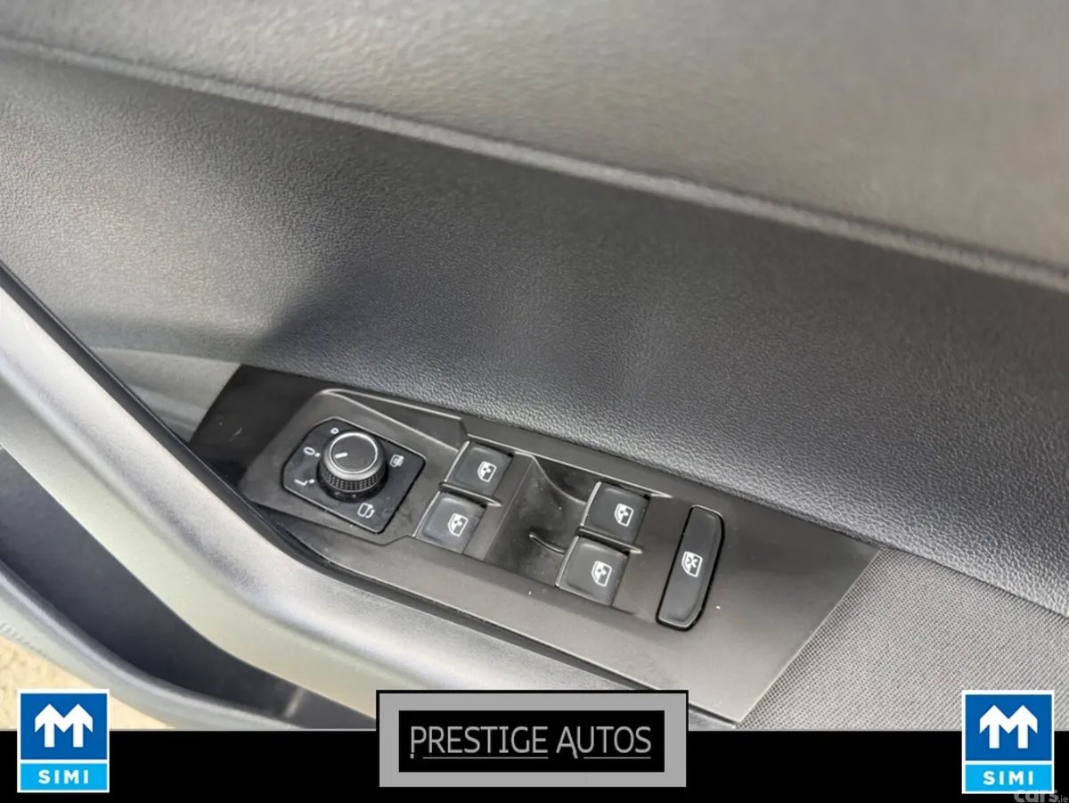 Volkswagen Polo Hatchback, Petrol, 2019, White